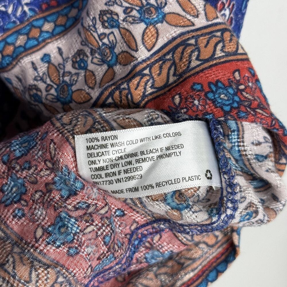 Knox Rose Navy Floral Square-Neck Bohemian Blouse - Picture 5 of 8